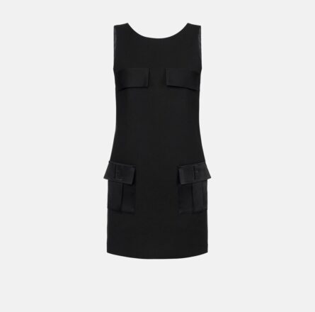 Miniabito boxy in crรชpe con tasche ab65846e2 elisabetta franchi ai 24.25.