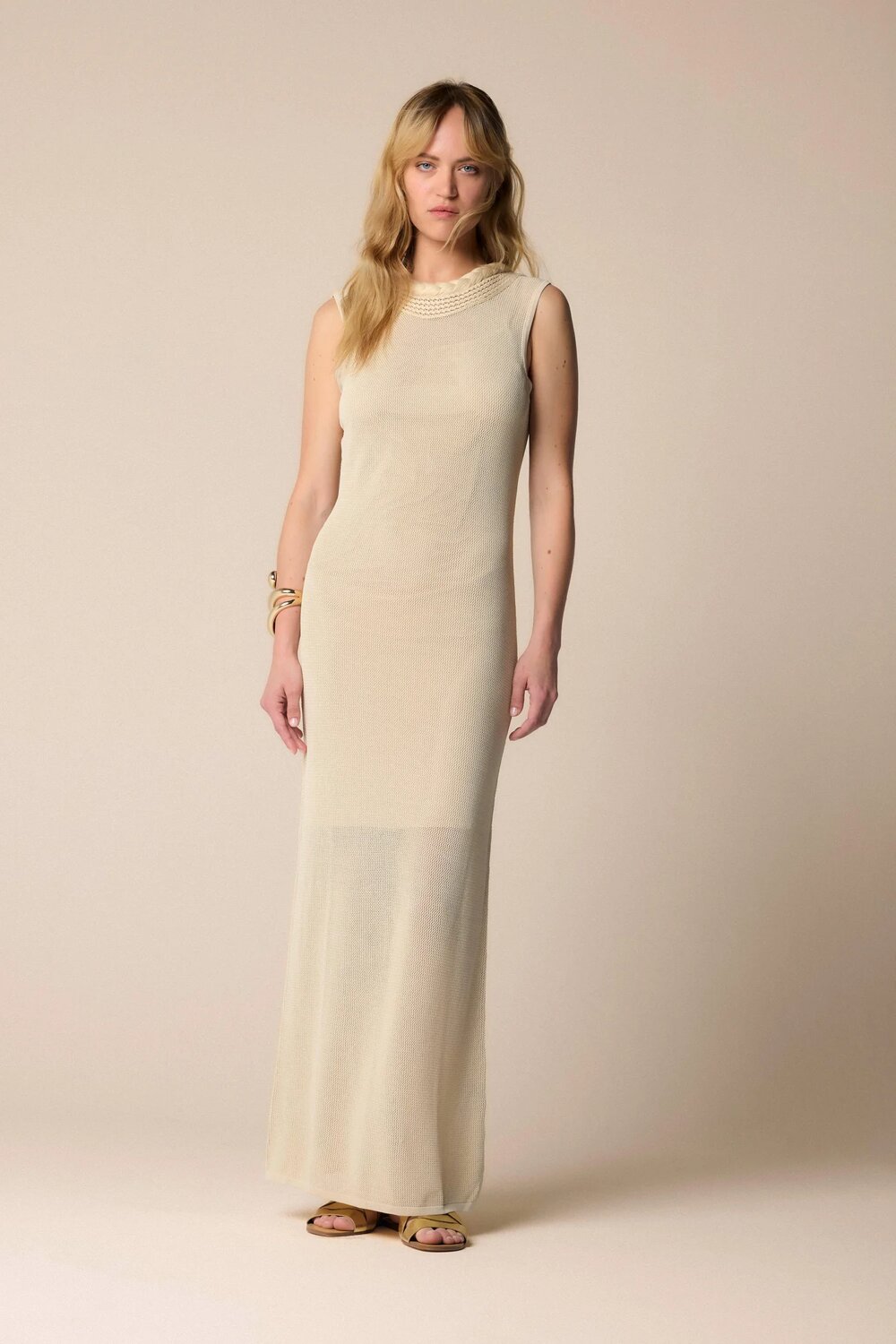 abito lungo con scollo lavorato ionni kocca pe 25