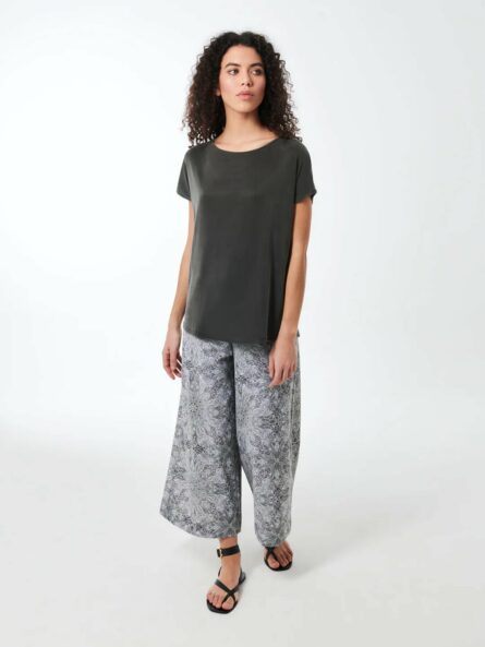 T- shirt rrd pe25. cupro square wom shirty art. 25708