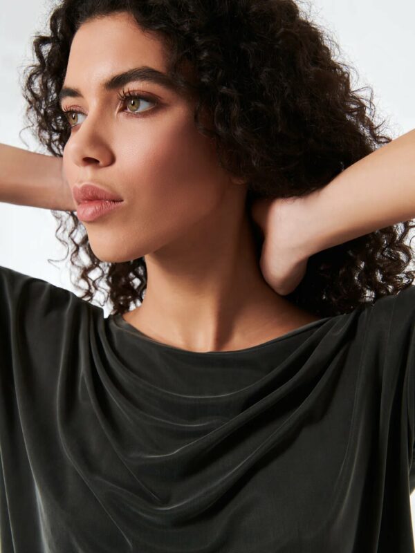 T- shirt rrd pe25. cupro square wom shirty art. 25708