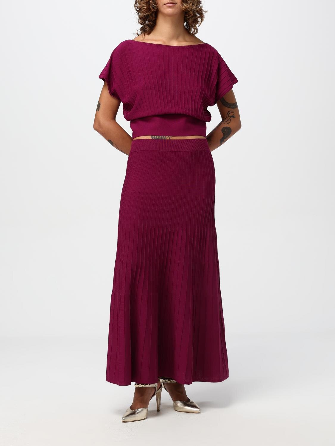 completo twin set in misto viscosa twin set ai 24.25.
art. 242tp3540 - immagine 2