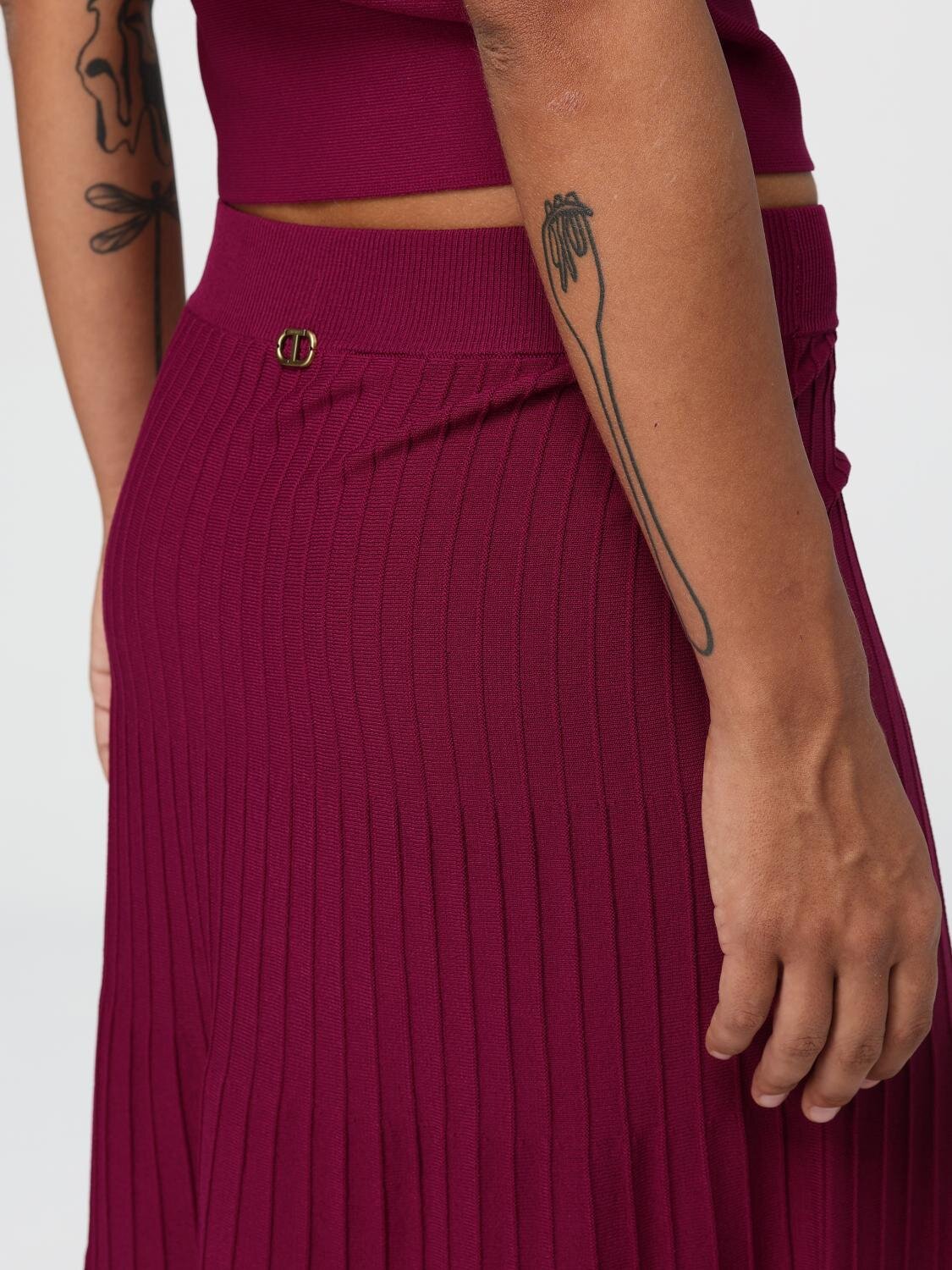 completo twin set in misto viscosa twin set ai 24.25.
art. 242tp3540 - immagine 4