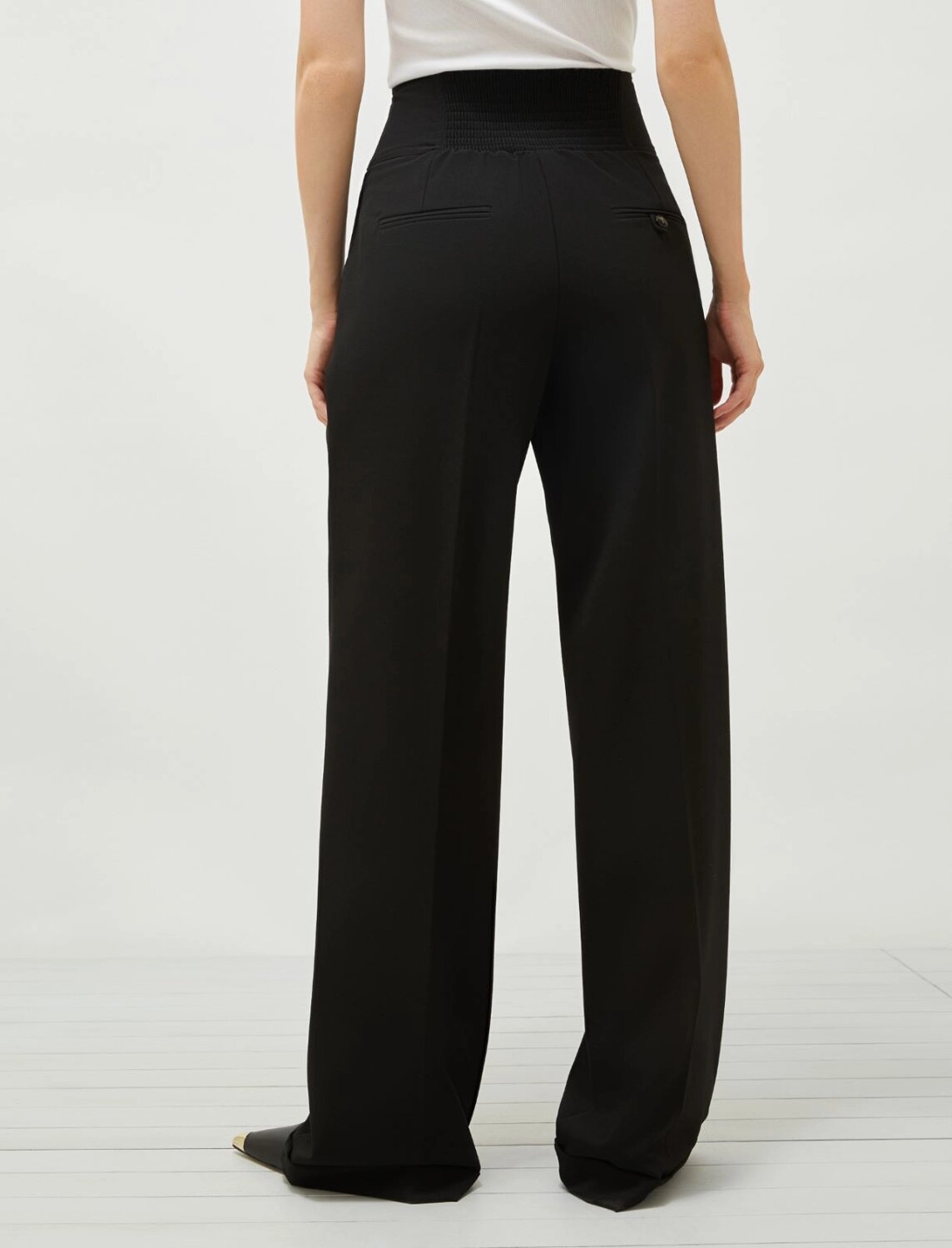 Pantaloni con dettaglio lacci  aguzze marella pe 25 - immagine 2