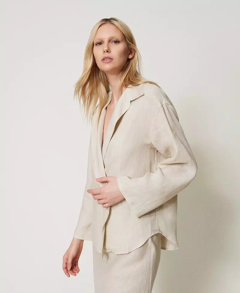 Camicia a portafoglio in lino twin set pe25
art. 251tf2017 - immagine 3