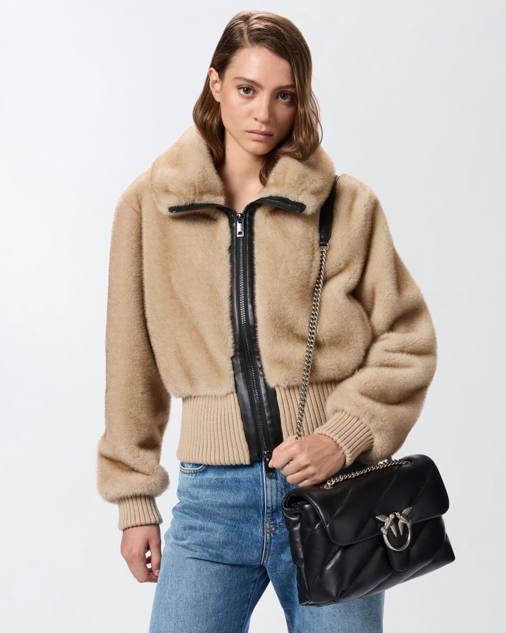 Love Puff Classic Cl Sheep Nap Pinko Borse Donna
100038A0F2 AI25.26. - immagine 8