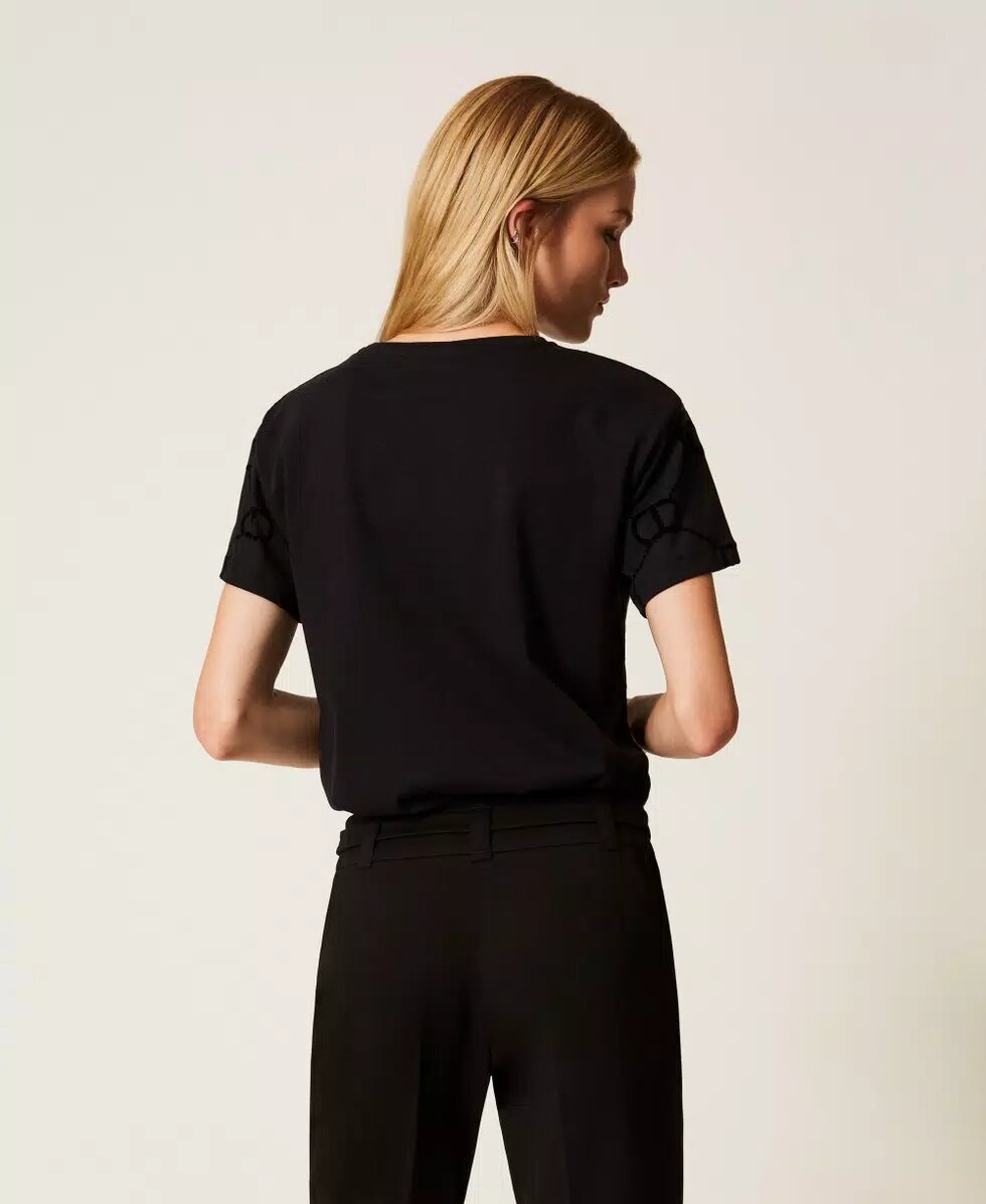 t-Shirt M/c Stampa Flock All Over Twin Set t-Shirt Donna 
 
 252TP2055AI25.26. - immagine 9