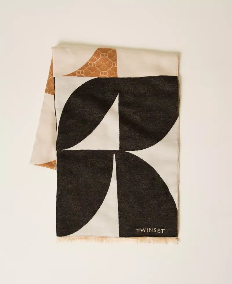 Stola In Panno C/motivo Logo Jacquard Twin Set Sciarpe Donna 252TA4170AI25.26. - immagine 6