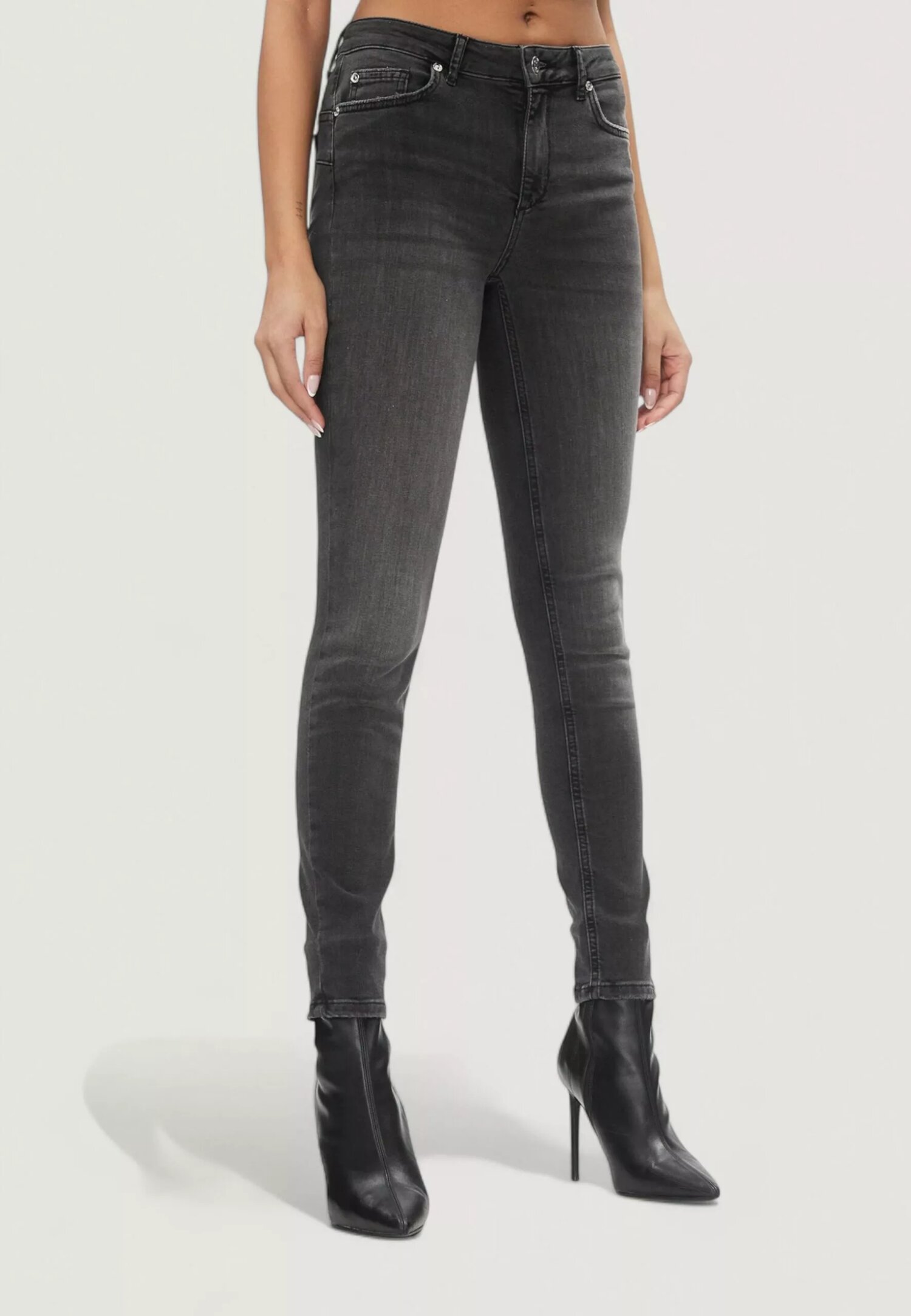 B.up Divine H.w. Liu Jo Jeans Donna 
 
 UXX037D4811 AI25.26. - immagine 5