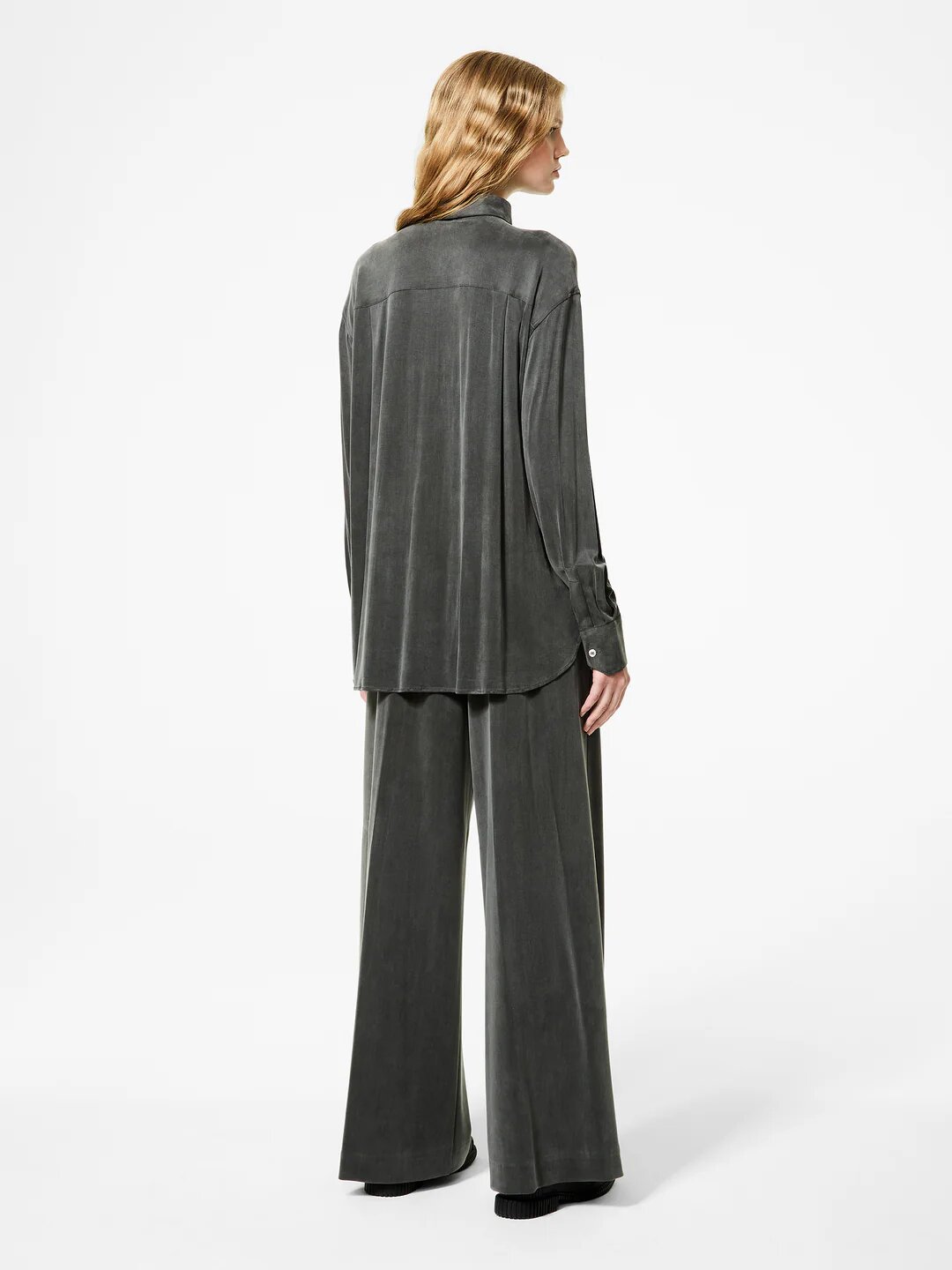 Cupro Boyfriend Wom Shirt Rrd Camicie Donna W25810AI25.26. - immagine 4